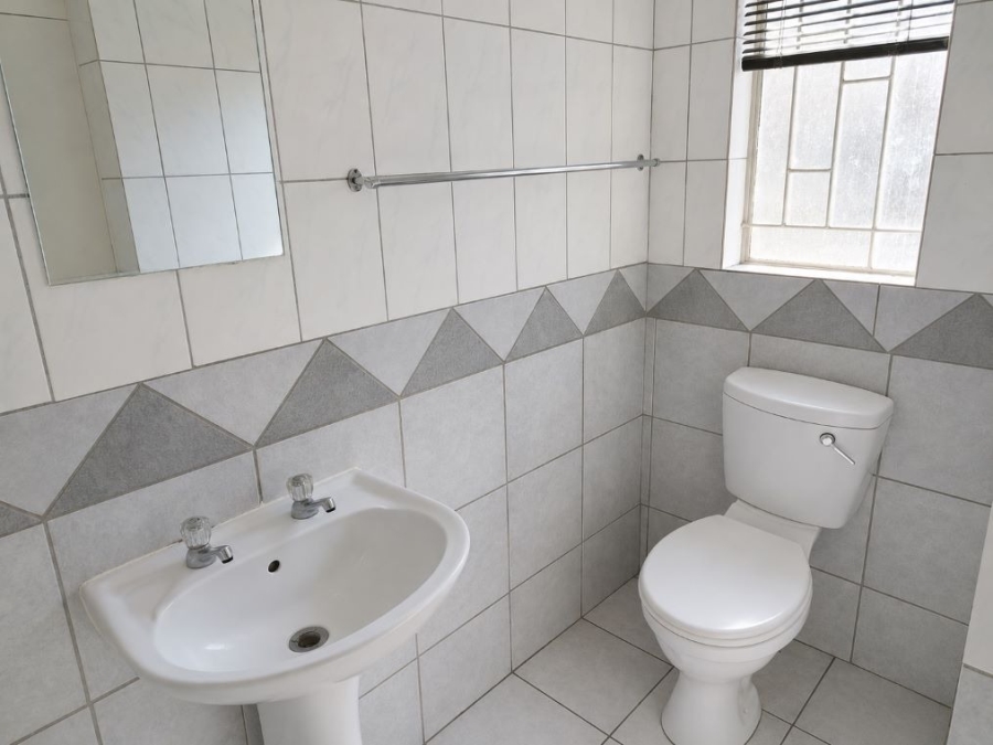 3 Bedroom Property for Sale in Rustenburg Central North West